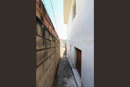 Casa para alugar com 60m², 2 quartos e sem vaga Casa para alugar com 60m², 2 quartos e sem vagaEntrada