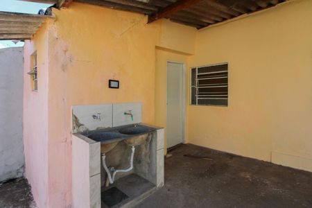 Casa para alugar com 60m², 2 quartos e sem vaga Casa para alugar com 60m², 2 quartos e sem vagaÁrea de Serviço