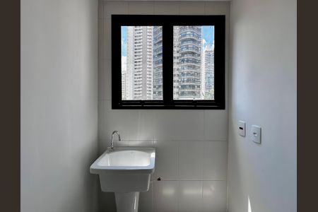 Apartamento à venda com 39m², 2 quartos e sem vaga Apartamento à venda com 39m², 2 quartos e sem vagaÁrea de Serviço