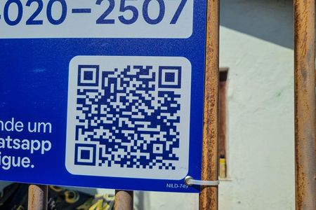 Casa à venda com 220m², 3 quartos e 2 vagasPlaca