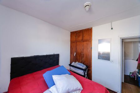 Casa à venda com 220m², 3 quartos e 2 vagasQuarto 3