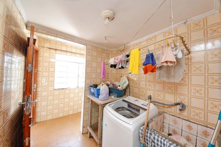 Casa à venda com 220m², 3 quartos e 2 vagasÁrea de Serviço