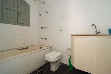 Casa para alugar com 1032m², 3 quartos e 3 vagasBanheiro da Suíte 3