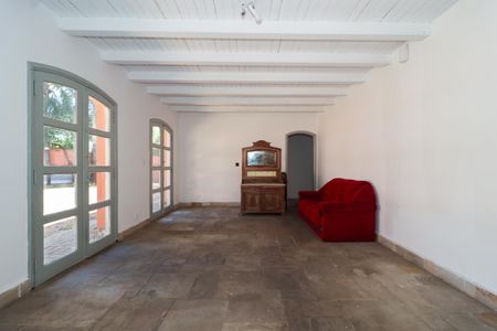 Casa para alugar com 1032m², 3 quartos e 3 vagasSala