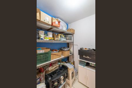 Casa à venda com 150m², 2 quartos e 2 vagasDespensa