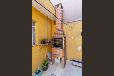 Casa à venda com 150m², 2 quartos e 2 vagasChurrasqueira