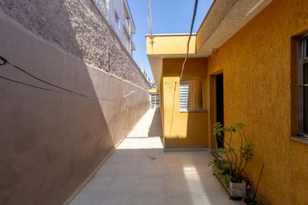 Casa à venda com 150m², 2 quartos e 2 vagasQuintal