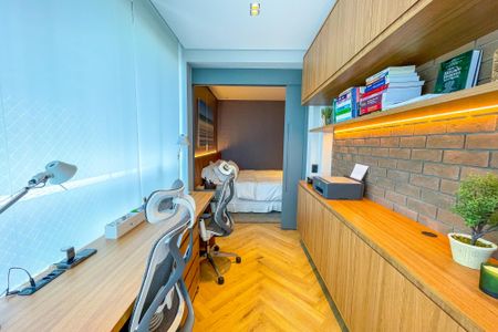 Apartamento à venda com 271m², 3 quartos e 4 vagasEscritório