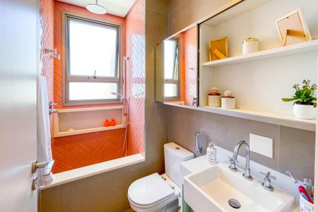 Apartamento à venda com 271m², 3 quartos e 4 vagasBanheiro da Suíte 1