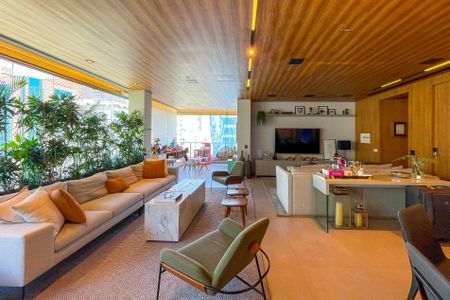 Apartamento à venda com 271m², 3 quartos e 4 vagasSala