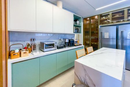 Apartamento à venda com 271m², 3 quartos e 4 vagasCozinha