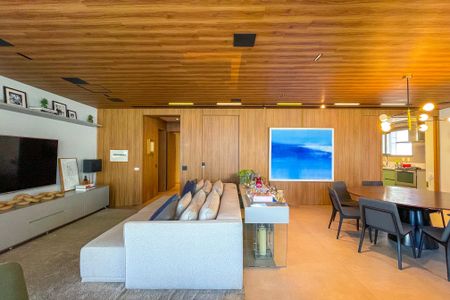 Apartamento à venda com 271m², 3 quartos e 4 vagasSala