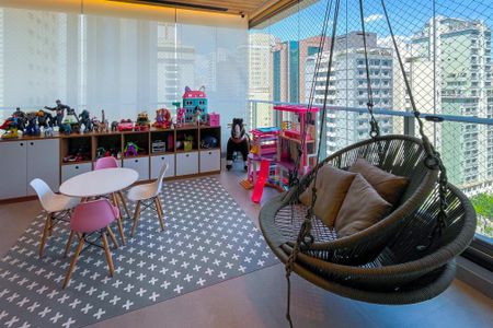 Apartamento à venda com 271m², 3 quartos e 4 vagasBrinquedoteca