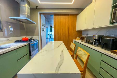 Apartamento à venda com 271m², 3 quartos e 4 vagasCozinha