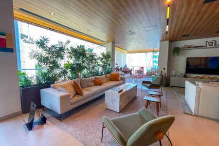 Apartamento à venda com 271m², 3 quartos e 4 vagasSala