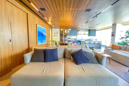 Apartamento à venda com 271m², 3 quartos e 4 vagasSala