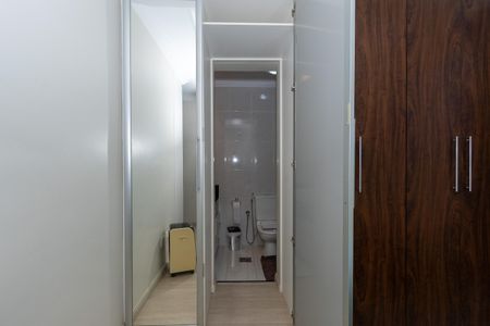 Apartamento à venda com 92m², 3 quartos e 2 vagasBanheiro da Suíte