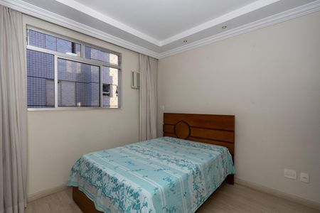 Apartamento à venda com 92m², 3 quartos e 2 vagasSuíte 