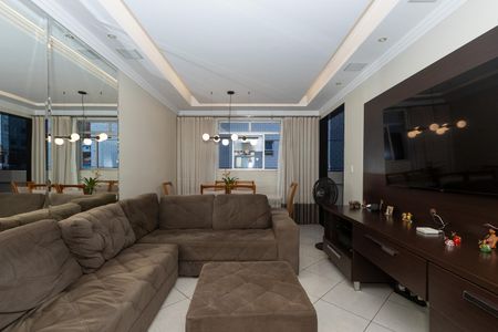 Apartamento à venda com 92m², 3 quartos e 2 vagasSala