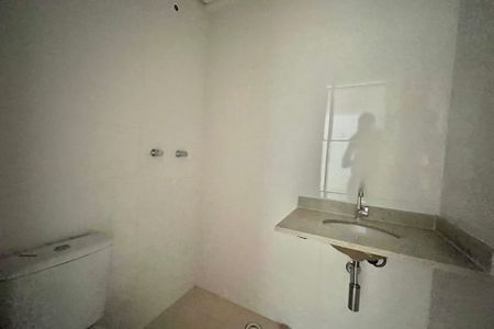 Apartamento à venda com 33m², 2 quartos e sem vagaBanheiro