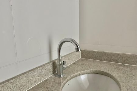 Apartamento à venda com 33m², 2 quartos e sem vagaBanheiro