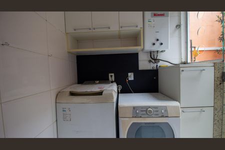 Casa à venda com 251m², 5 quartos e 4 vagasÁrea de Serviço