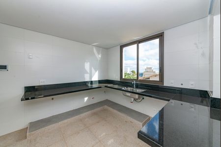 Apartamento à venda com 168m², 4 quartos e 3 vagasCozinha