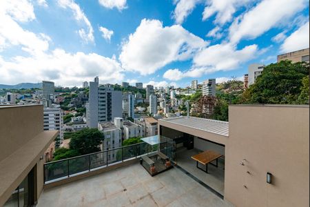 Apartamento à venda com 168m², 4 quartos e 3 vagasSemi-Suíte 2