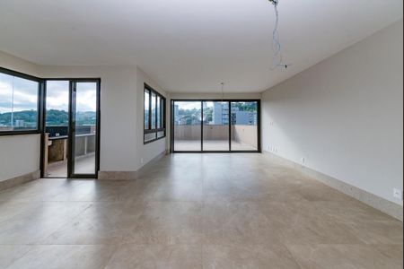 Apartamento à venda com 168m², 4 quartos e 3 vagasSala