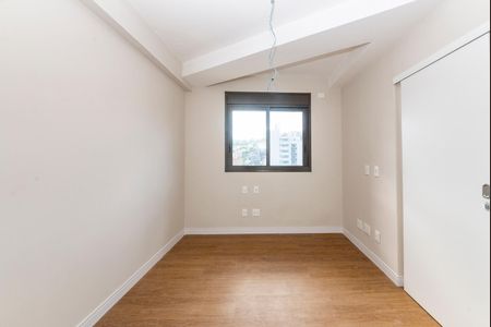 Apartamento à venda com 168m², 4 quartos e 3 vagasSemi-Suíte 2