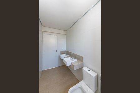 Apartamento à venda com 168m², 4 quartos e 3 vagasBanheiro da Suíte 1