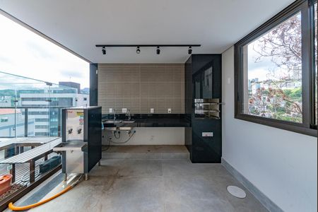 Apartamento à venda com 168m², 4 quartos e 3 vagasÁrea comum - Churrasqueira