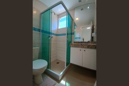 Casa de condomínio à venda com 290m², 5 quartos e 1 vagaBanheiro da Suíte 4