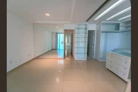 Casa de condomínio à venda com 290m², 5 quartos e 1 vagaSuíte 2