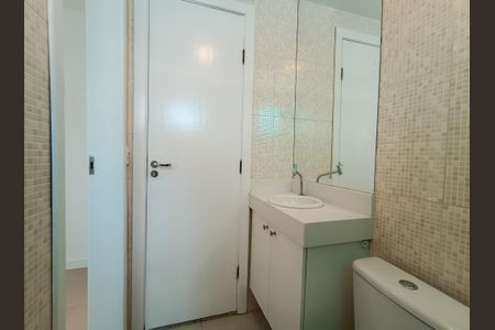 Casa de condomínio à venda com 290m², 5 quartos e 1 vagaBanheiro da Suíte 1