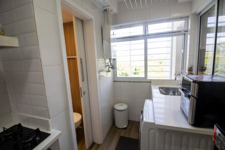 Apartamento à venda com 87m², 3 quartos e 2 vagas Apartamento à venda com 87m², 3 quartos e 2 vagasÁrea de Serviço