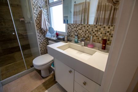 Apartamento à venda com 87m², 3 quartos e 2 vagas Apartamento à venda com 87m², 3 quartos e 2 vagasBanheiro 2