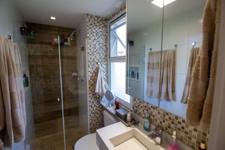 Apartamento à venda com 87m², 3 quartos e 2 vagas Apartamento à venda com 87m², 3 quartos e 2 vagasBanheiro 2