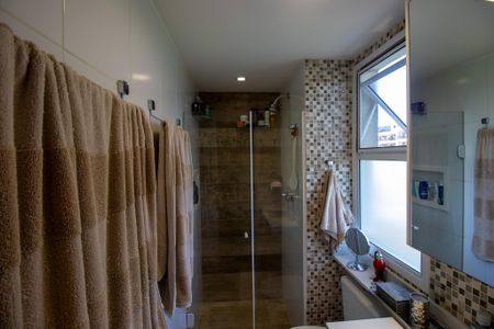 Apartamento à venda com 87m², 3 quartos e 2 vagas Apartamento à venda com 87m², 3 quartos e 2 vagasBanheiro 2