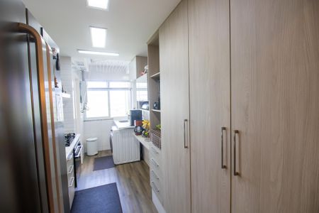 Apartamento à venda com 87m², 3 quartos e 2 vagas Apartamento à venda com 87m², 3 quartos e 2 vagasCozinha