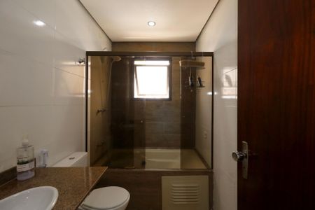 Apartamento à venda com 127m², 3 quartos e 3 vagasBanheiro da Suíte