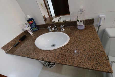 Apartamento à venda com 127m², 3 quartos e 3 vagasBanheiro da Suíte - Pia