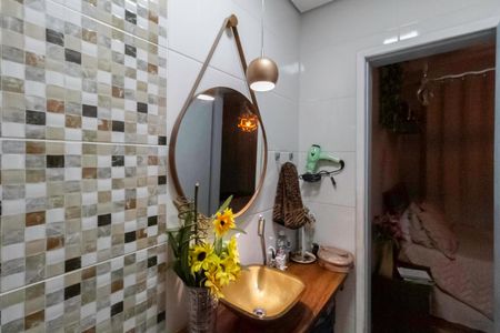 Apartamento à venda com 126m², 3 quartos e 1 vagaBanheiro da suíte