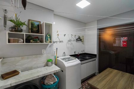 Apartamento à venda com 126m², 3 quartos e 1 vagaÁrea de serviço