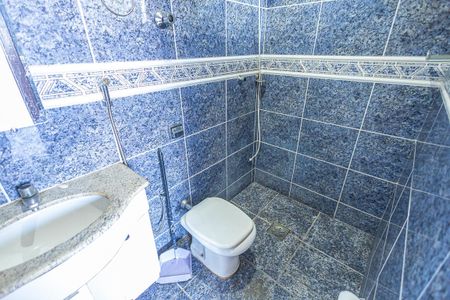 Apartamento para alugar com 197m², 3 quartos e 2 vagas Apartamento para alugar com 197m², 3 quartos e 2 vagasbanheiro