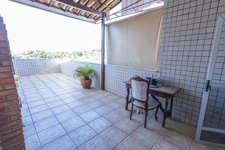 Apartamento para alugar com 197m², 3 quartos e 2 vagas Apartamento para alugar com 197m², 3 quartos e 2 vagascobertura