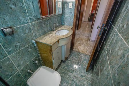 Apartamento para alugar com 197m², 3 quartos e 2 vagas Apartamento para alugar com 197m², 3 quartos e 2 vagasbanheiro