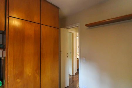Apartamento à venda com 57m², 2 quartos e 1 vagaQuarto 2