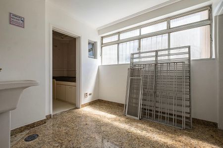 Apartamento à venda com 145m², 3 quartos e 2 vagasÁrea de Serviço