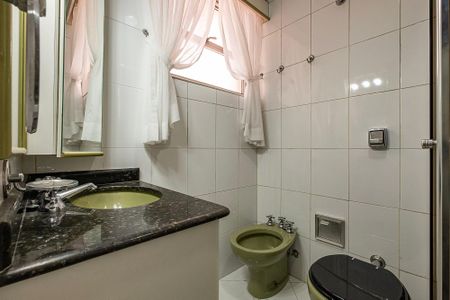 Apartamento à venda com 145m², 3 quartos e 2 vagasBanheiro da Suíte 